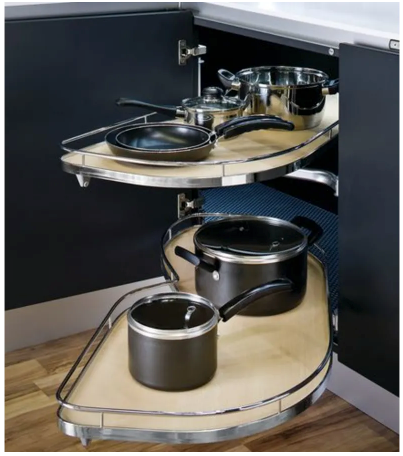 Blind Corner Pullout